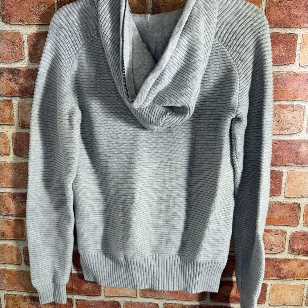 H&M boys pullover gray hooded Sweater size 12-14Y - Picture 2 of 9